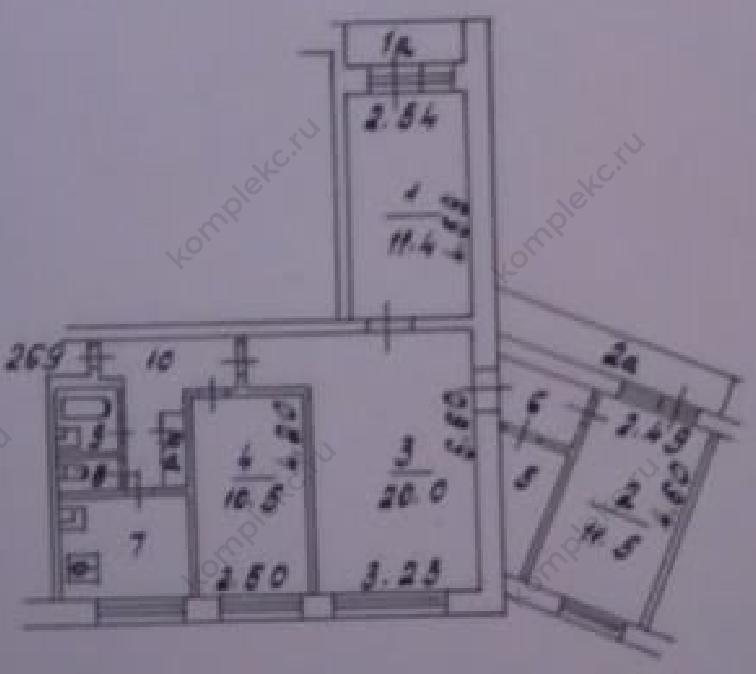 План БТИ 3-х комнатной угловой квартиры серии 1605АМ